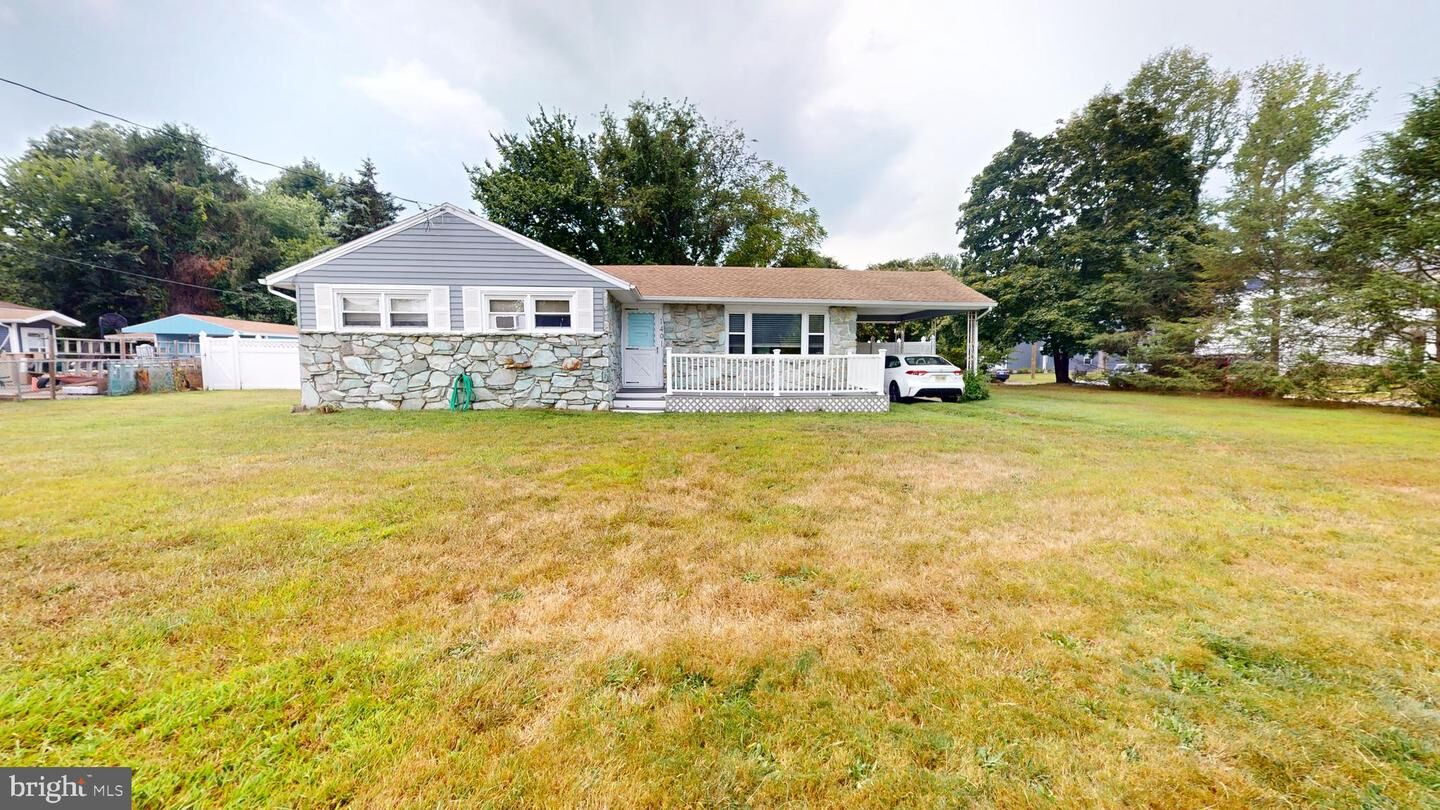 Property Photo:  1401 Filbert Street  NJ 08028 