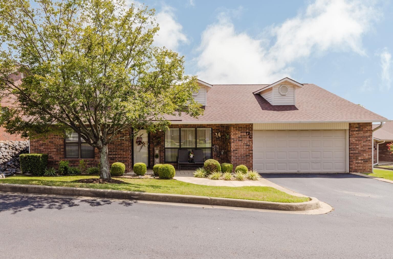 Property Photo: 124 Corporate Ter#12C AR 71913