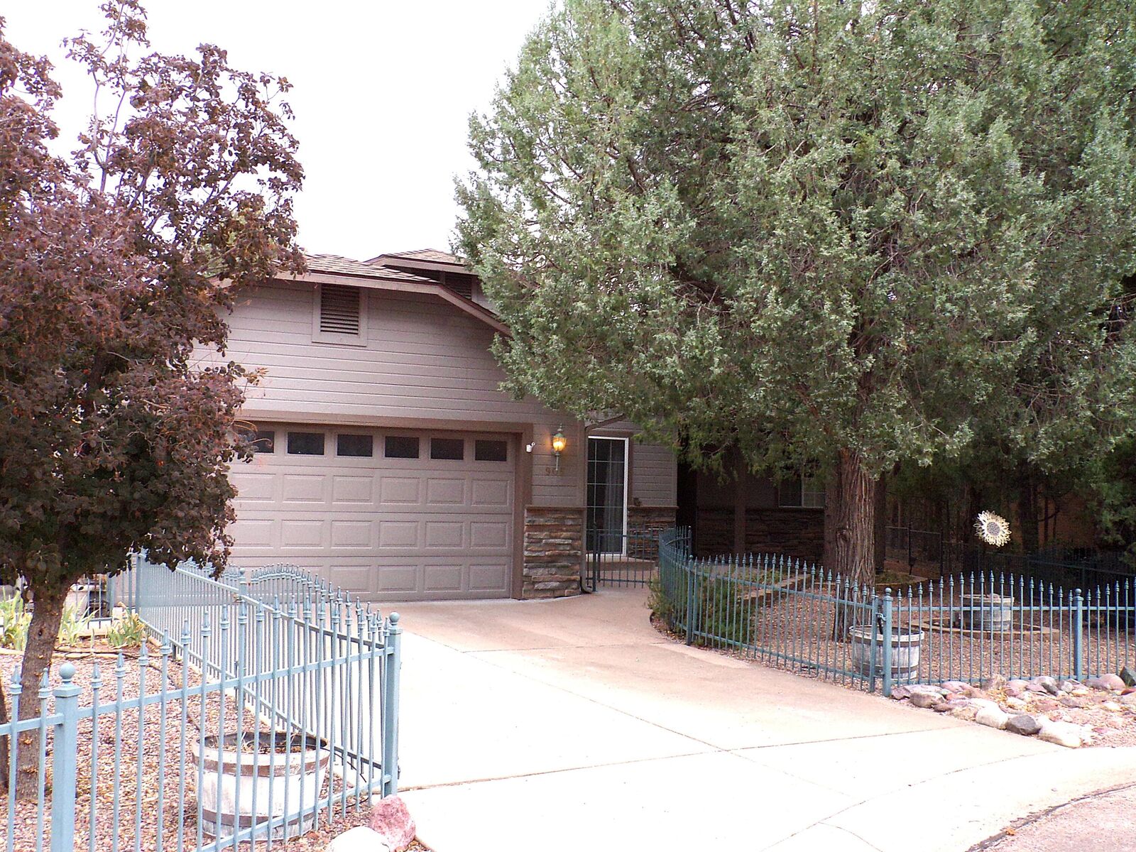 Property Photo:  905 W Wilderness Trail  AZ 85541 