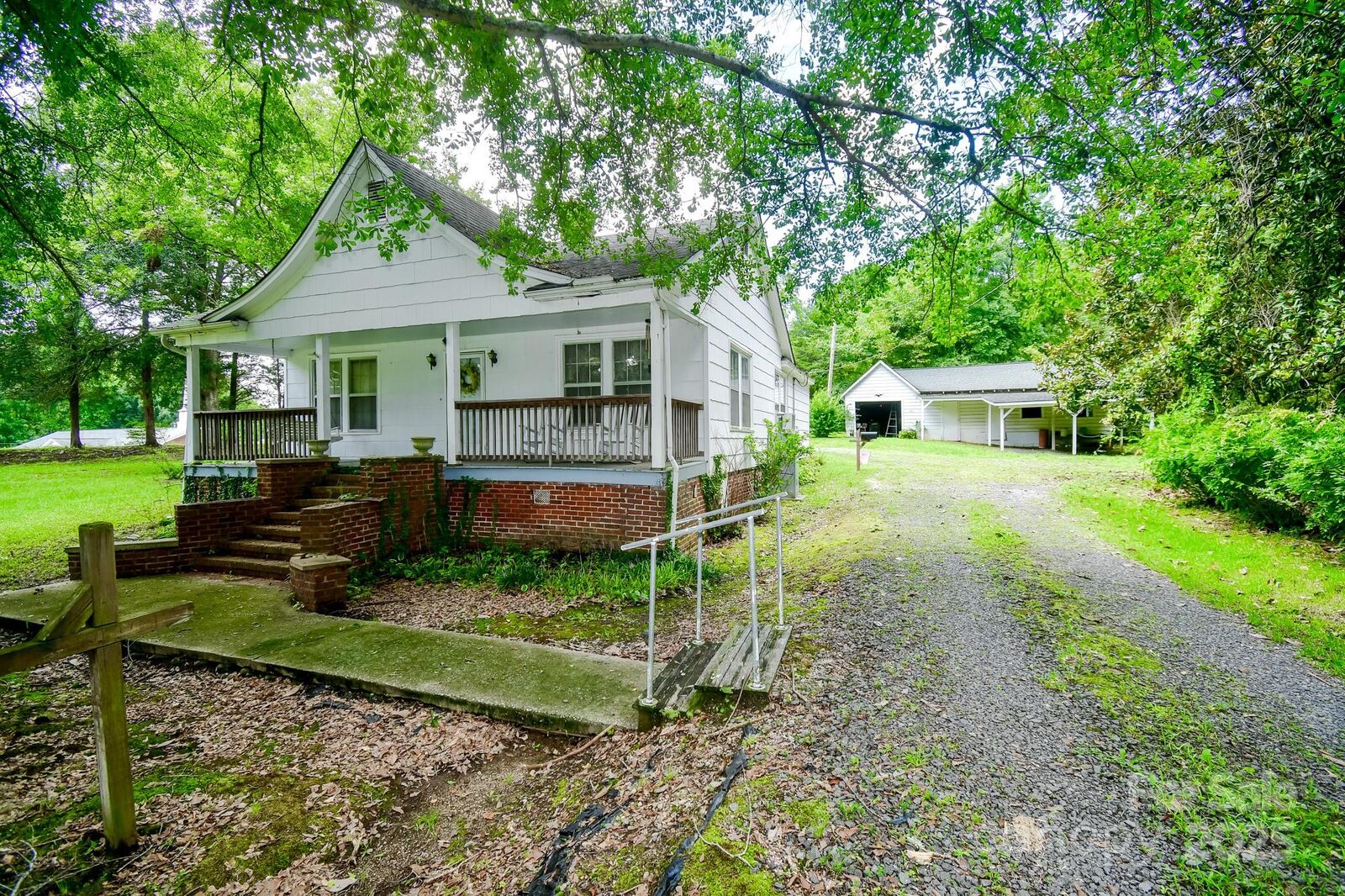 Property Photo: 1453 Camp Drive SC 29720