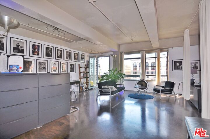 Property Photo: 849 S Broadway CA 90014