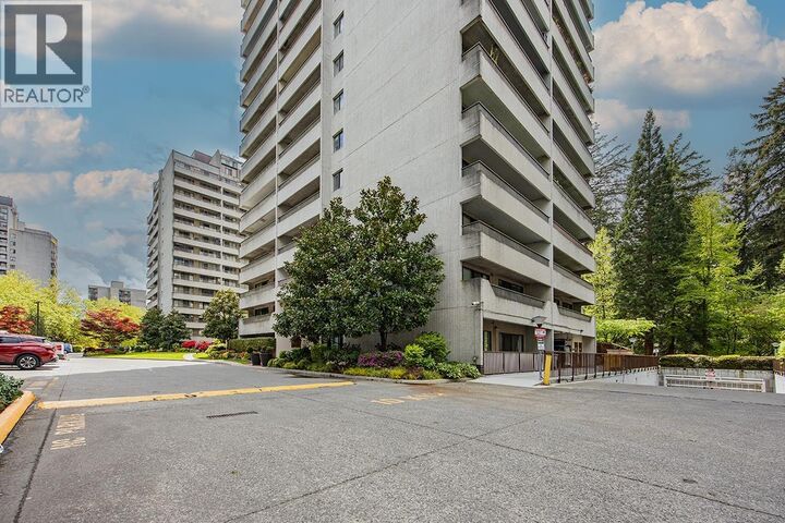 Photo de la propriété: 4134 Maywood Street 603 BC V5H 4C9