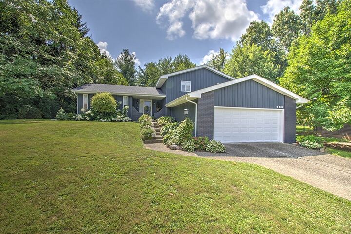 Property Photo: 988 W Karen Drive IL 62526