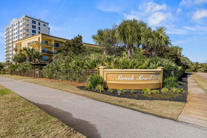 Property Photo:  548 Sandy Cay Drive Unit 207  FL 32550 
