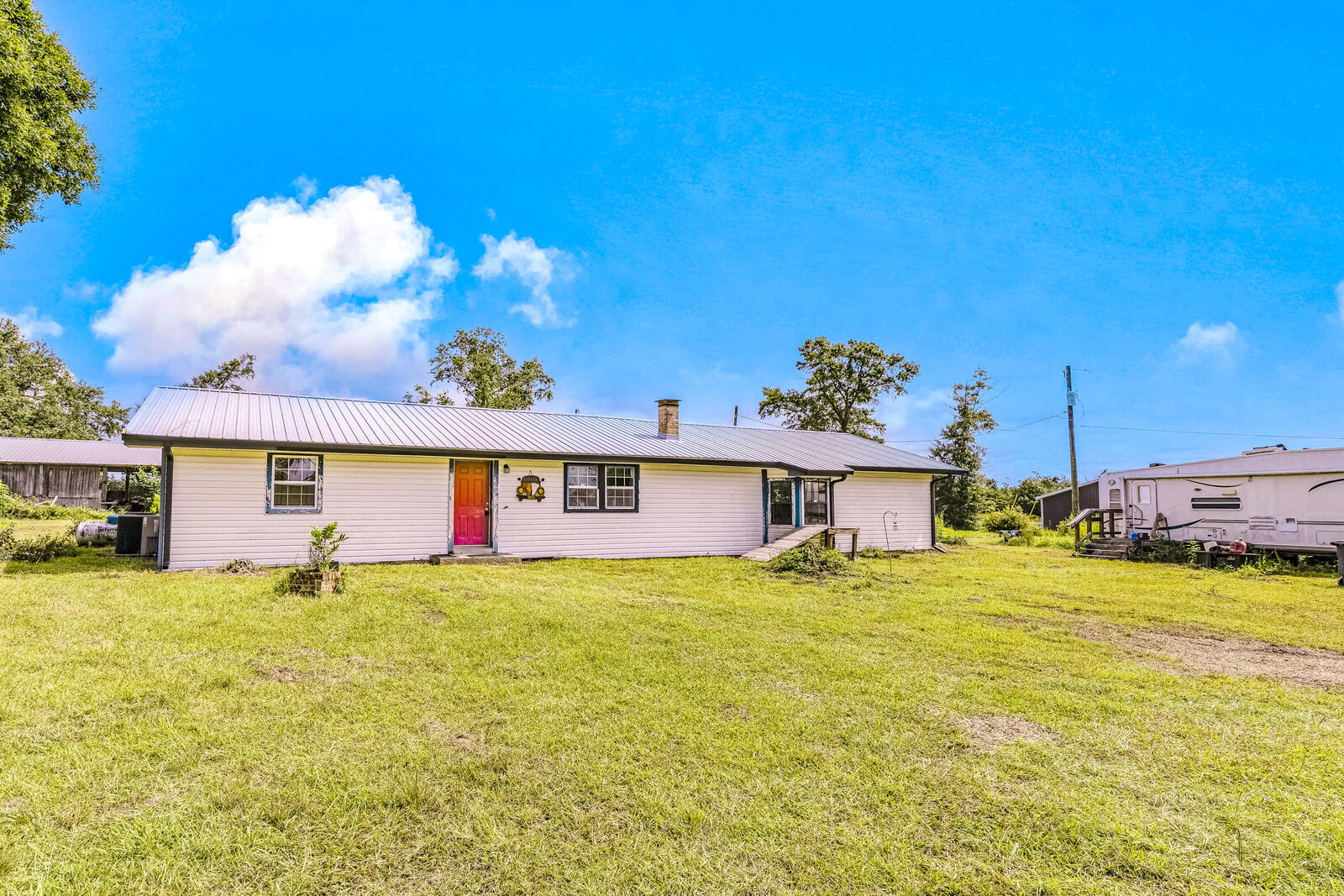 Property Photo:  8307 Cluster Road  FL 32404 