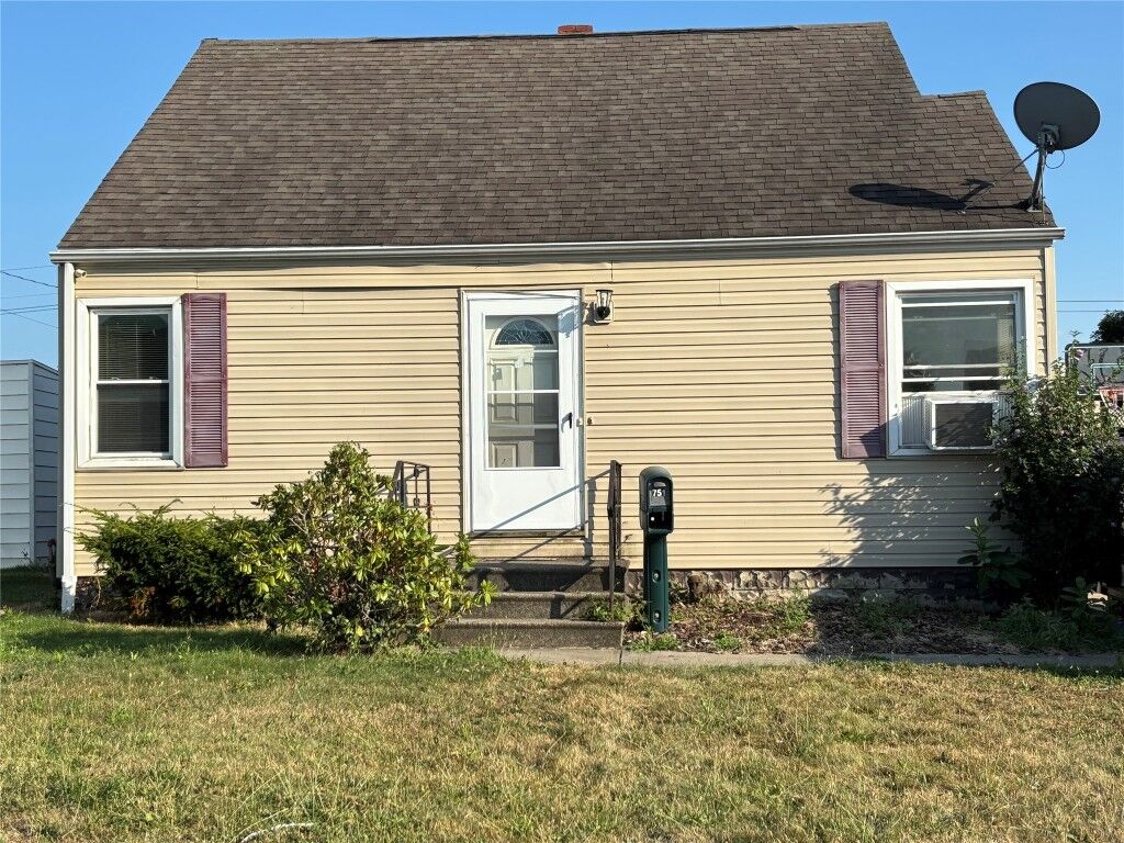 Property Photo:  751 E 36th Street  PA 16504