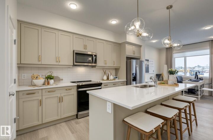 Property Photo:  7020 50A Avenue  AB T4X 3E6 