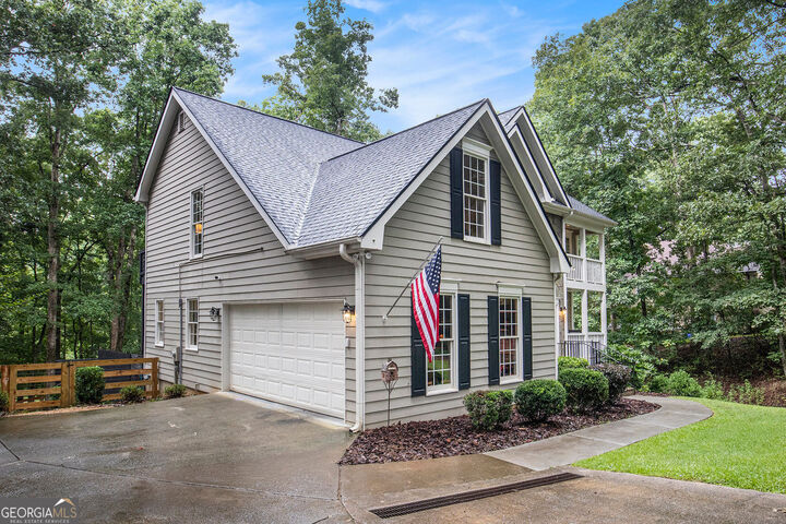 Property Photo: 6421 Kettle Creek Way GA 30542