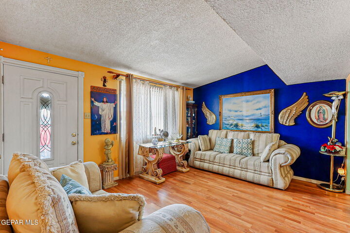Property Photo: 8204 Valle Sonata Way TX 79907