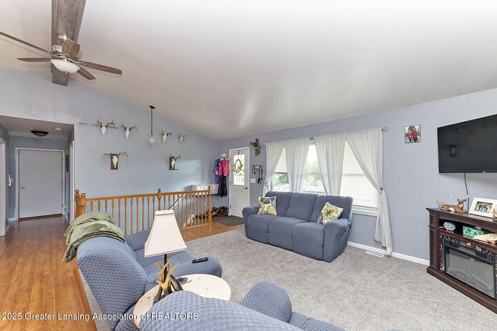 Property Photo: 2230 S Meridian Road MI 48866