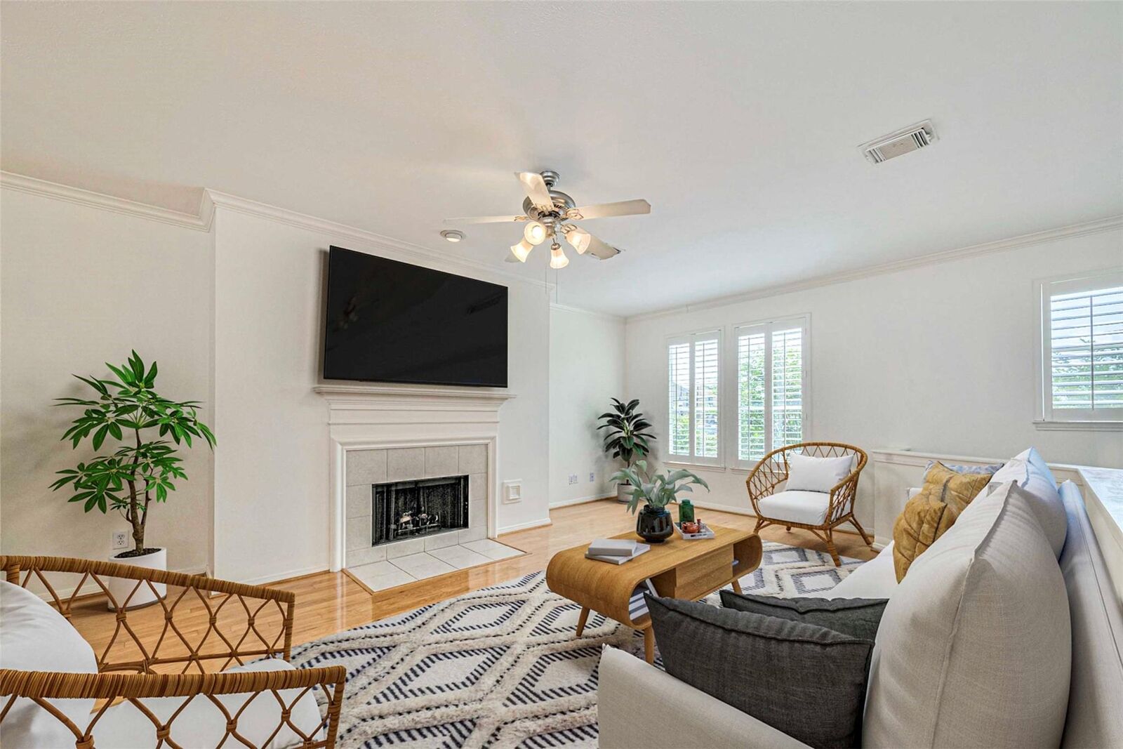 Property Photo:  1715 Hadley Street  TX 77003 