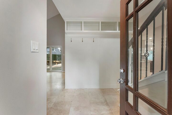 Property Photo: 4 Hickory Oak Drive TX 77381