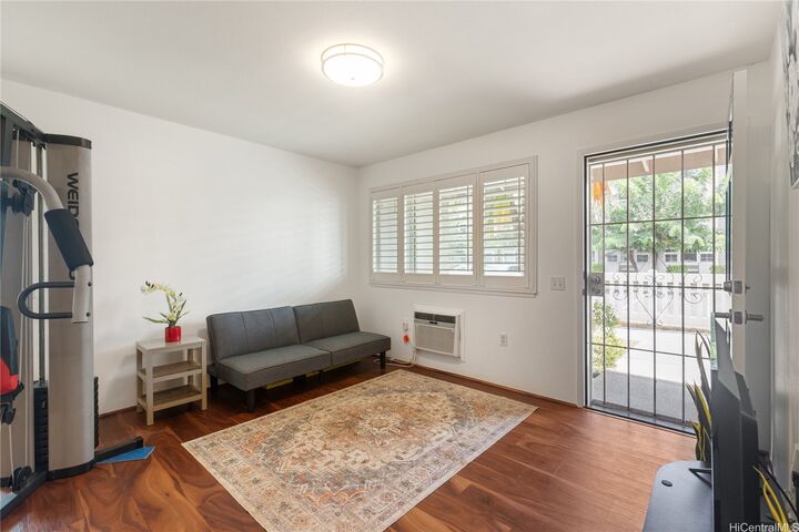 91-1033 Kamaaha Avenue 1803  Kapolei HI 96707 photo