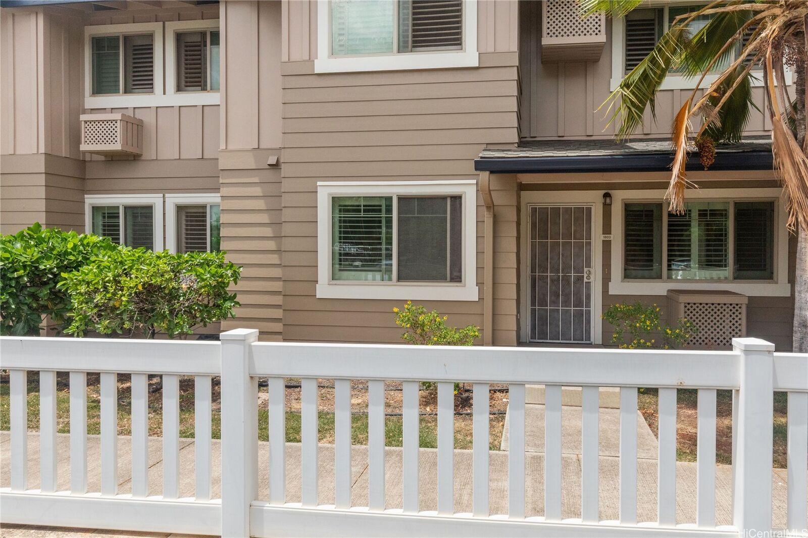 Property Photo:  91-1033 Kamaaha Avenue 1803  HI 96707 