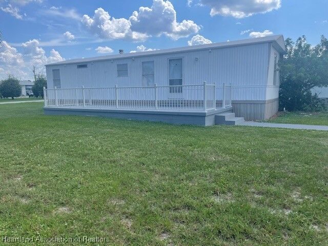 Property Photo: 2273 Kansas Street FL 33870