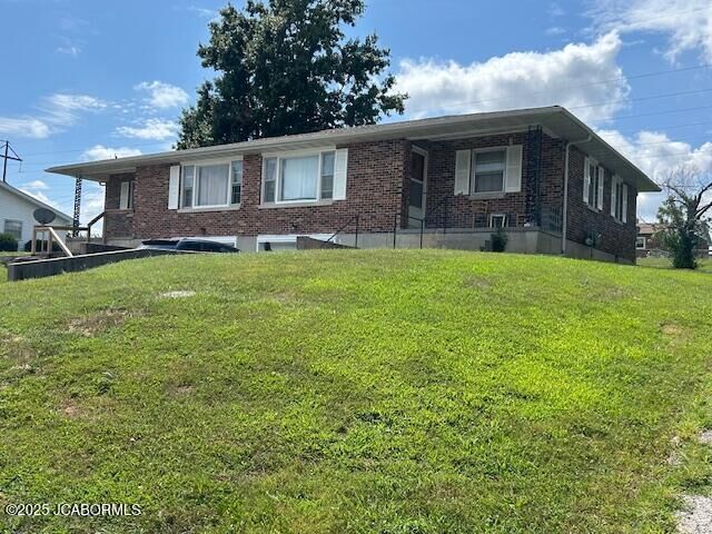 Property Photo:  909 Castlewood Avenue  MO 65251 