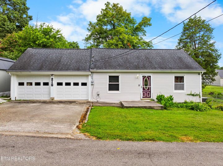 Property Photo:  216 Shipe Rd  TN 37849 