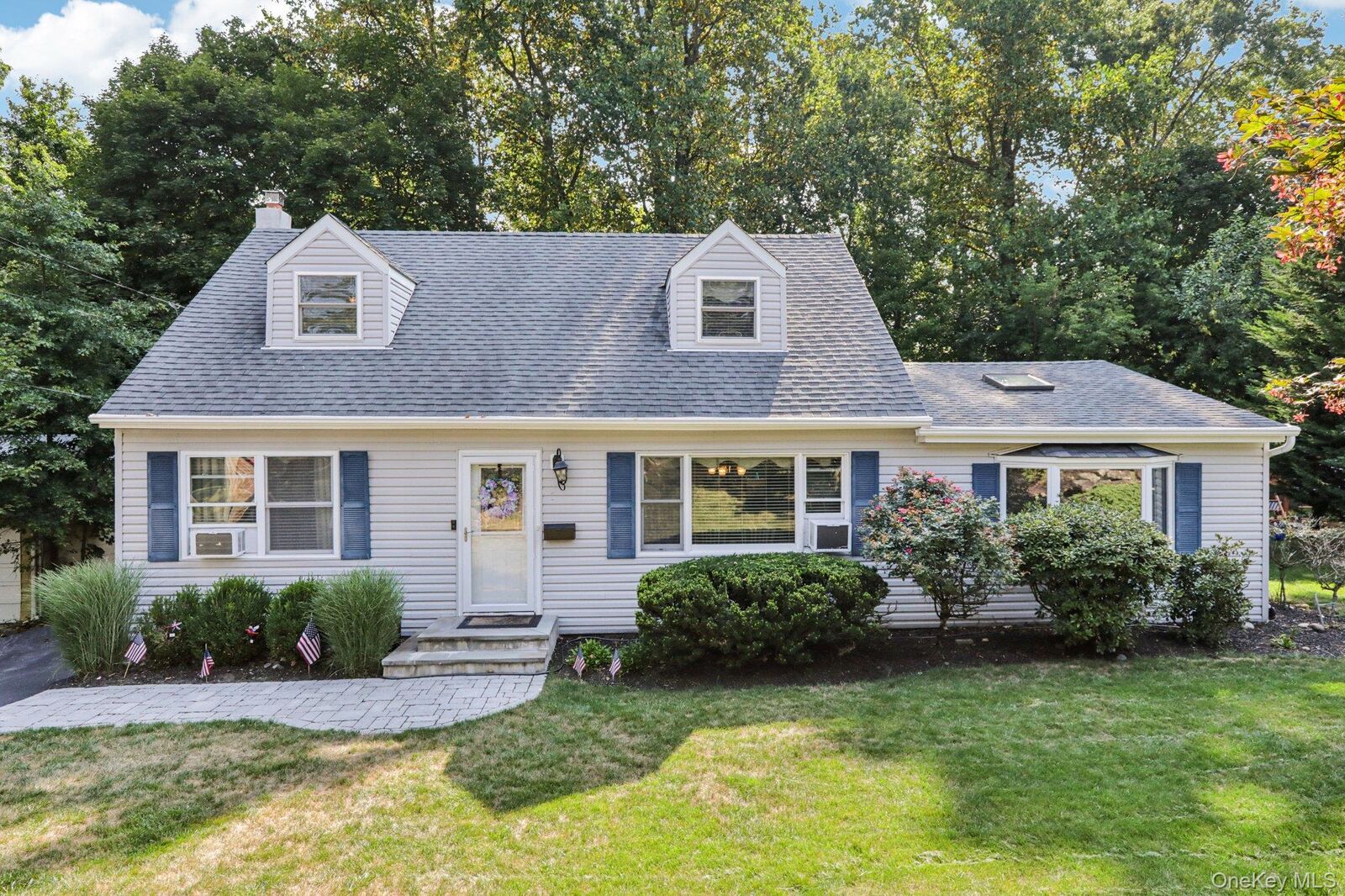 Property Photo:  21 Tulip Tree Drive  NY 10923 