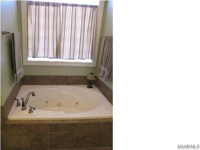 Property Photo: 9124 Houndsbay Drive AL 36117