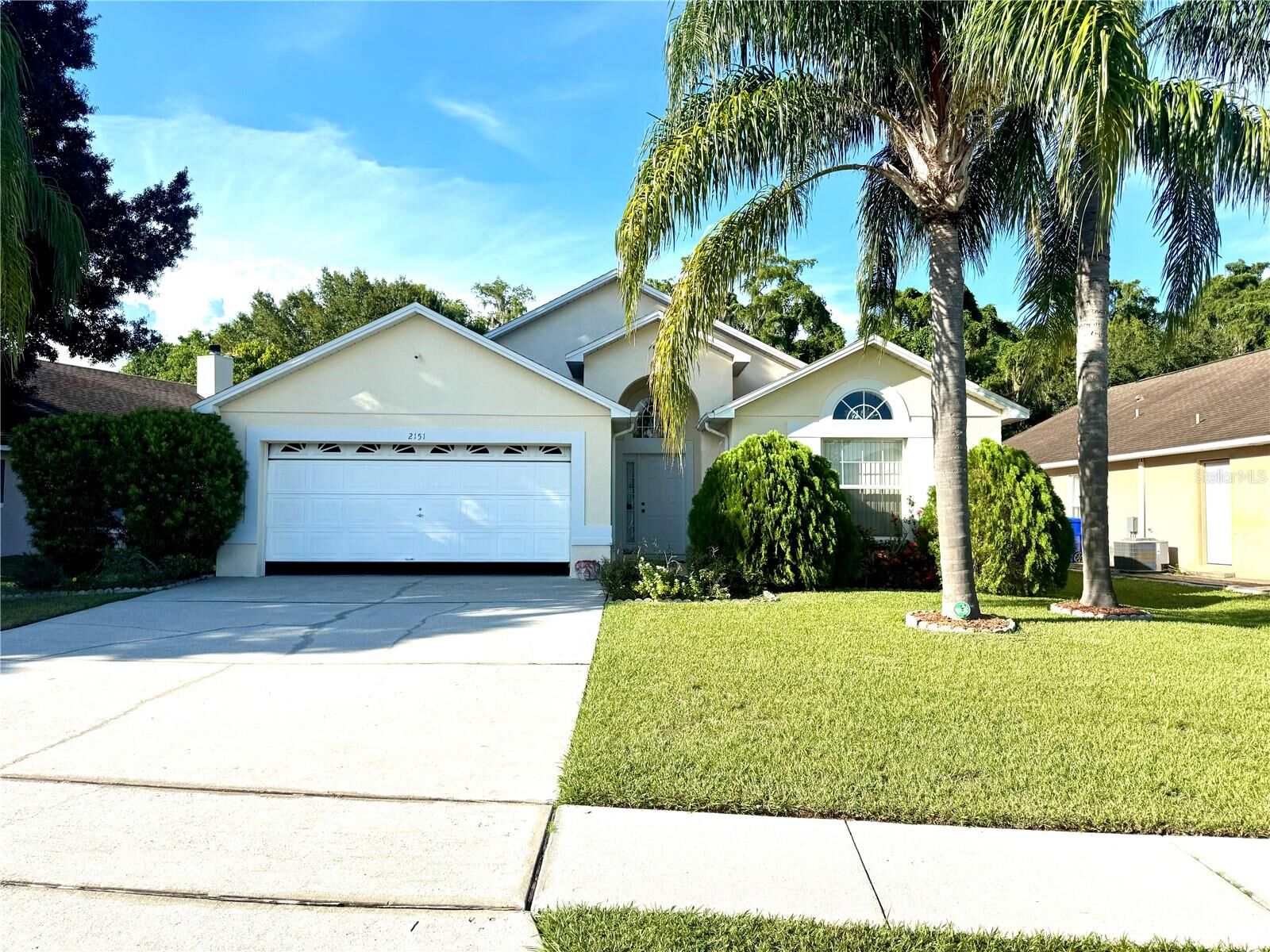 Property Photo:  2151 Remington Pointe Boulevard  FL 34743 