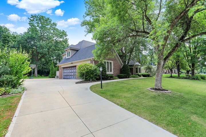 Property Photo:  9015 Admirals Pointe Drive  IN 46236 