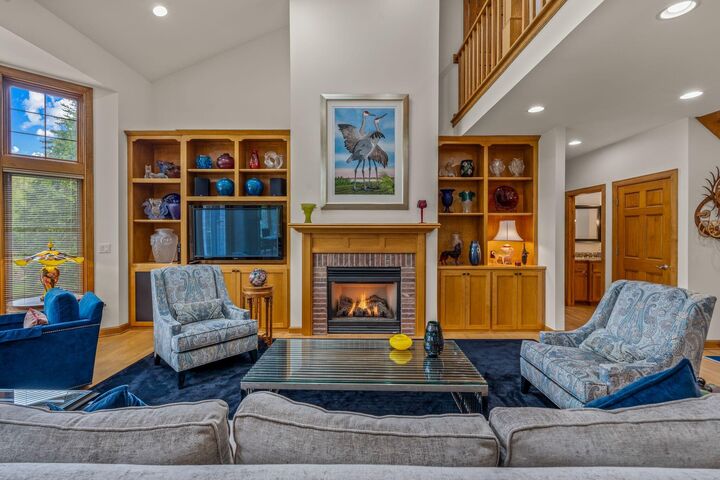 Property Photo: 1998 W Hidden Reserve Ct WI 53092