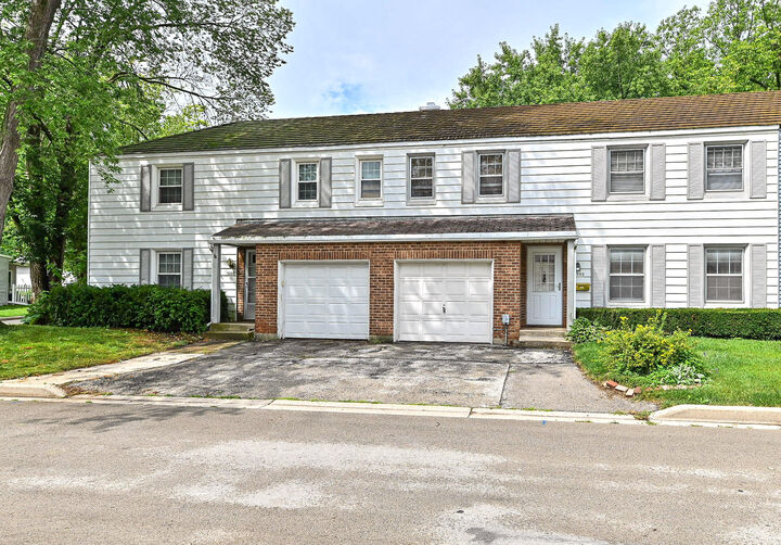 5905 Dendron Ln  Greendale WI 53129 photo