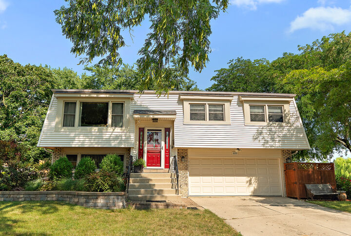 Property Photo:  16251 Olcott Avenue  IL 60477 