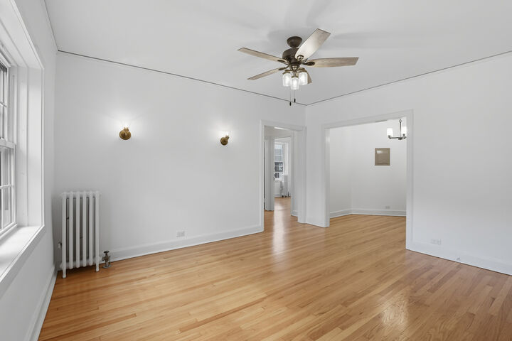 Property Photo: 1101 Merrill Street M1 IL 60093