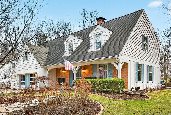 Property Photo:  17 Sunset Road  IL 61701 