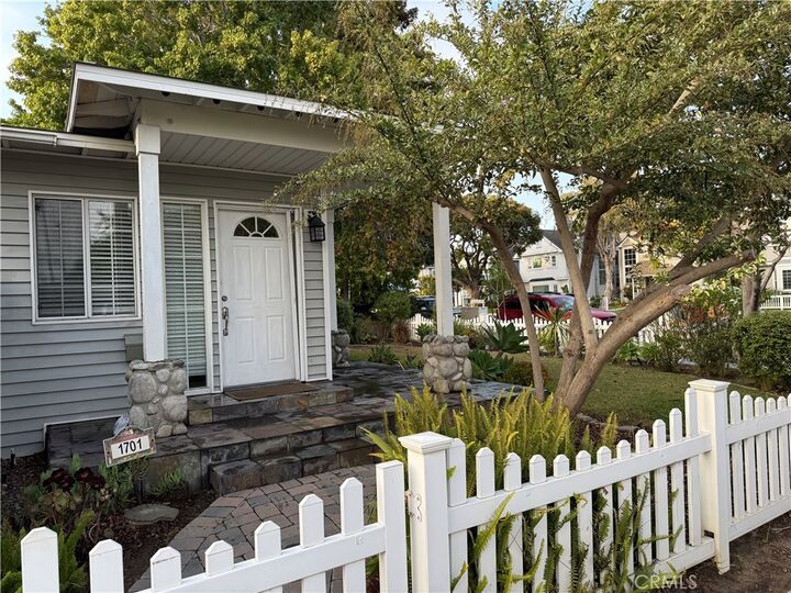 Property Photo:  1701 Lake Street  CA 92648 