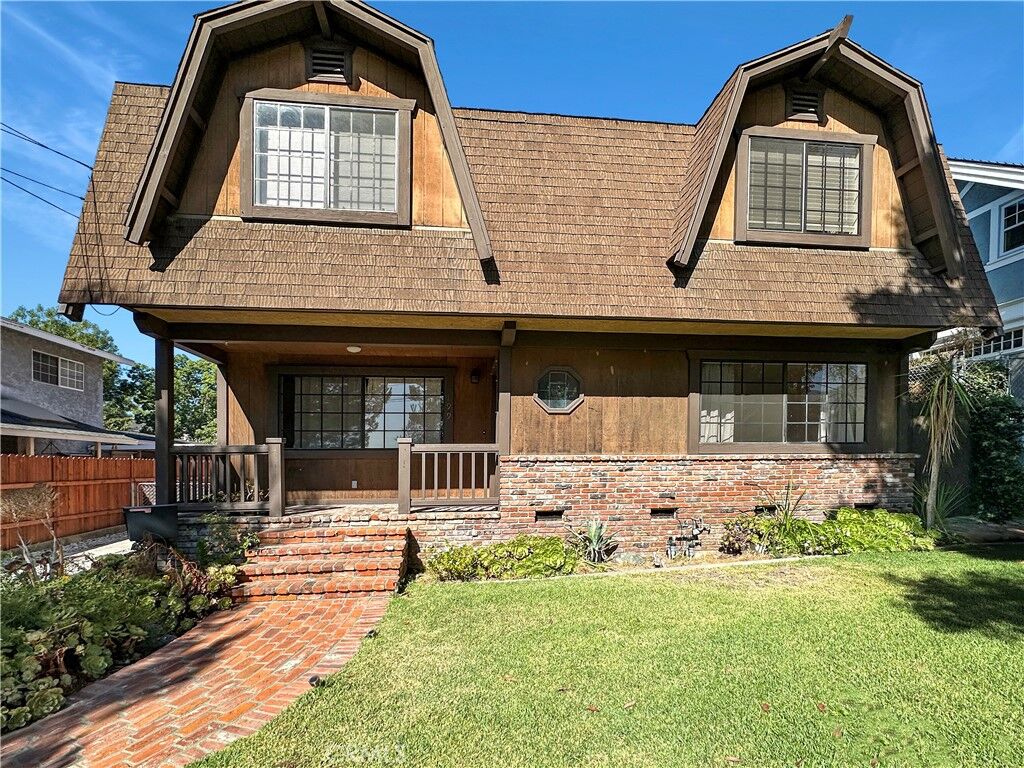 Property Photo: 199 N Hermosa Avenue CA 91024