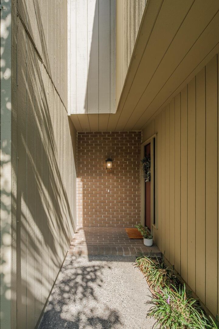 Property Photo:  1306 Commons Drive  CA 95825 