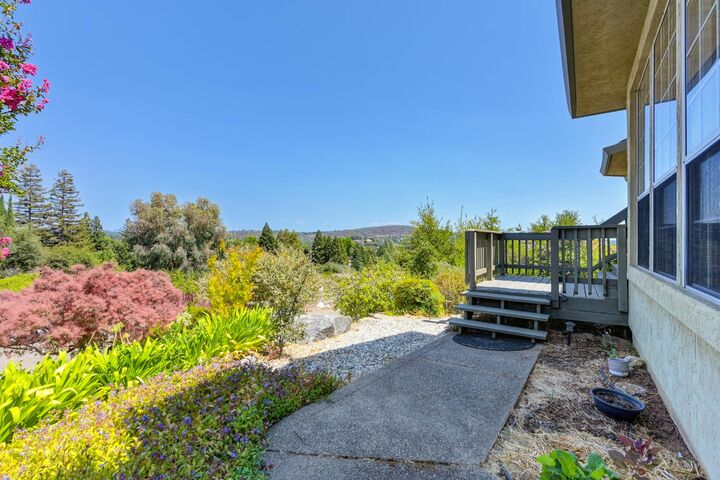 Property Photo:  2940 Pasada Road  CA 95682 