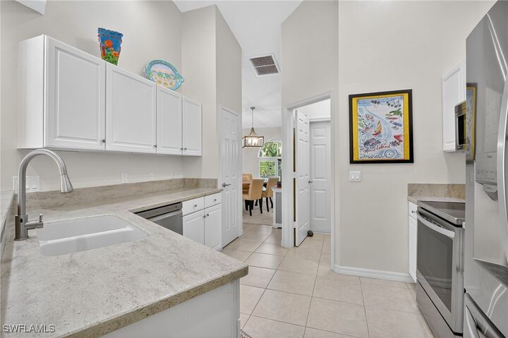 Property Photo:  5 Tahiti Road  FL 34145 