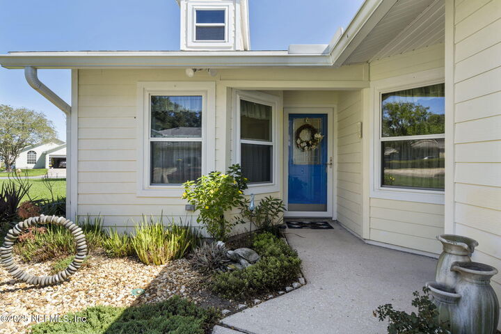 Property Photo: 12001 Meadowview Drive S FL 32225