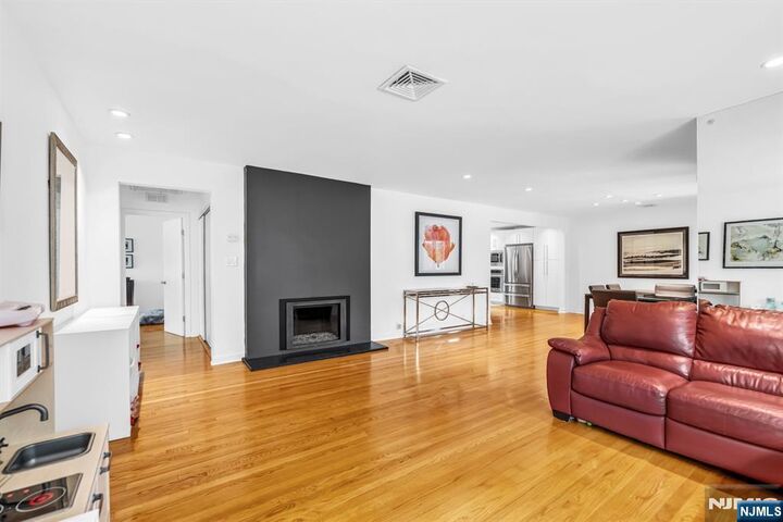 Property Photo:  131 Allen Street  NJ 07601 