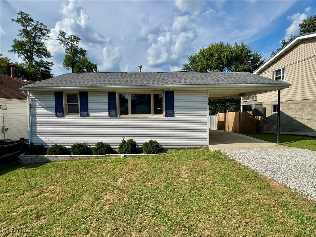 Property Photo:  1205 Arch Street  OH 43701 