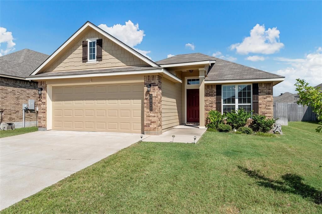 Property Photo:  3820 Centerfire Road  TX 76705 