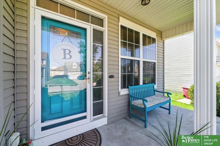 Property Photo:  8827 S 163 Avenue  NE 68136 