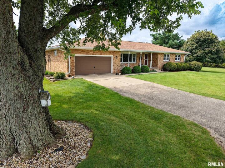 Property Photo:  7300-7320 W Akron Road  IL 61559 