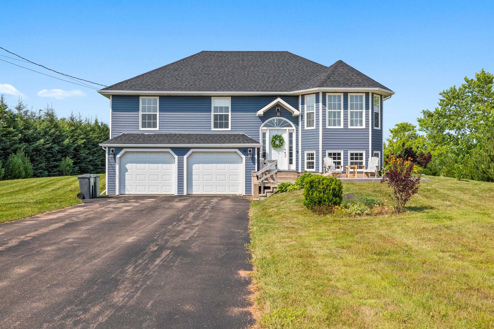 Property Photo: 35 Antoinette Drive PE C0B 1T0