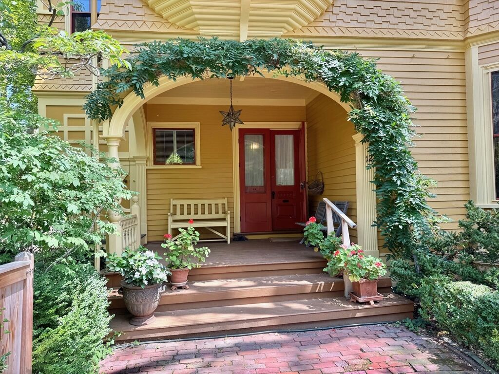 Property Photo: 12 Humboldt Street B MA 02140