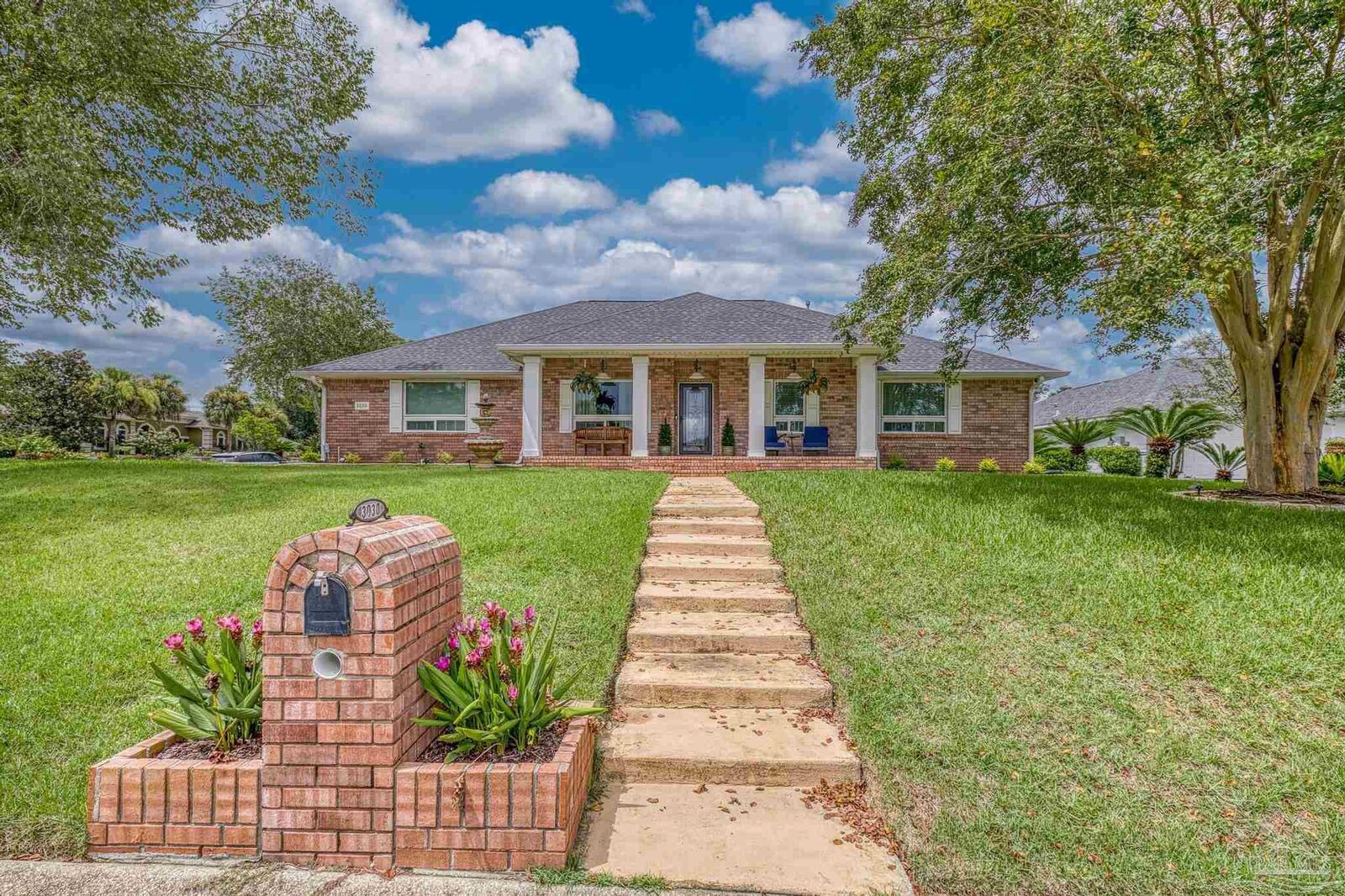 Property Photo: 3030 Marcus Pointe Blvd FL 32505