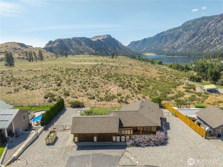 Property Photo: 52 Long Drive WA 98846