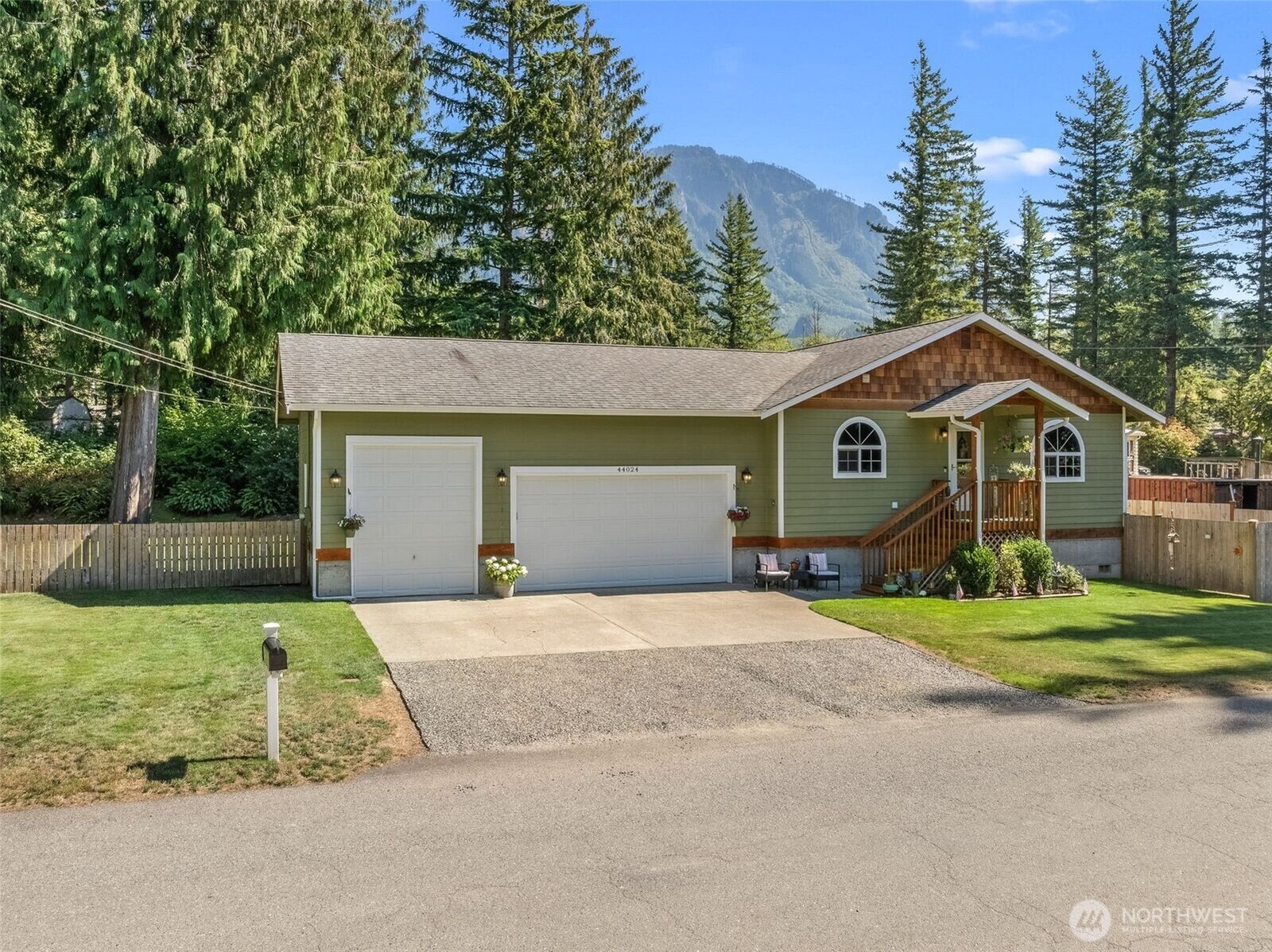 Property Photo:  44024  Fir Road  WA 98251 