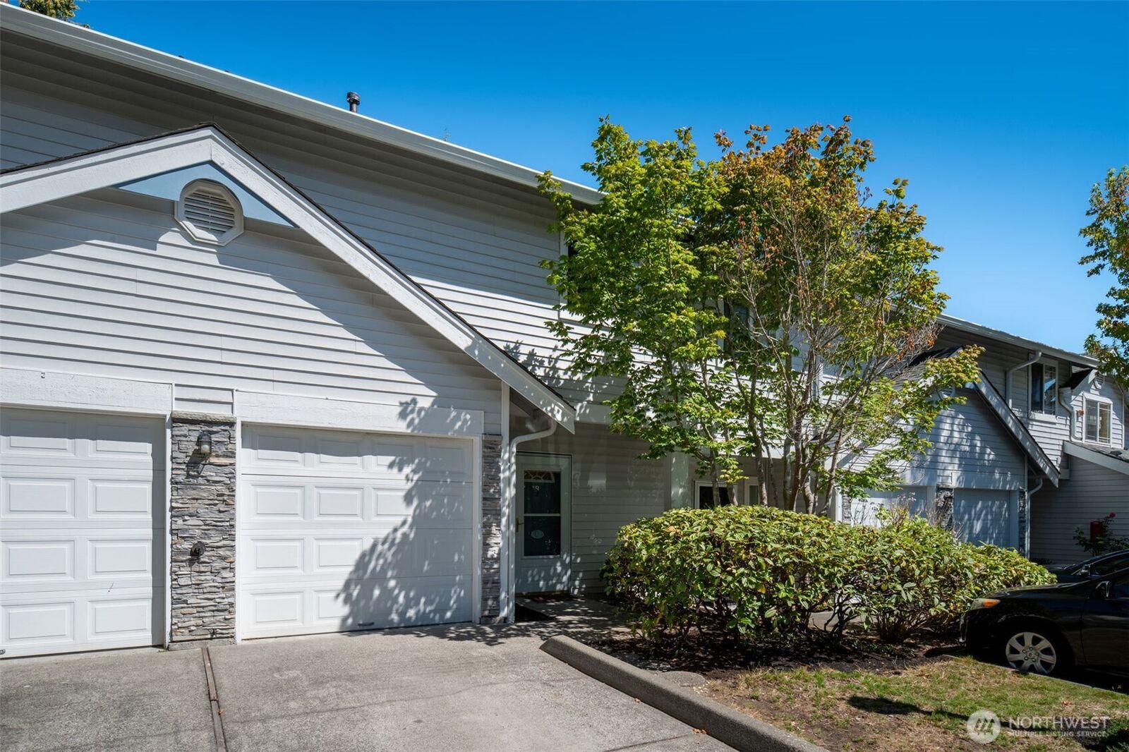 Property Photo:  21502  50th Avenue W 3  WA 98043 