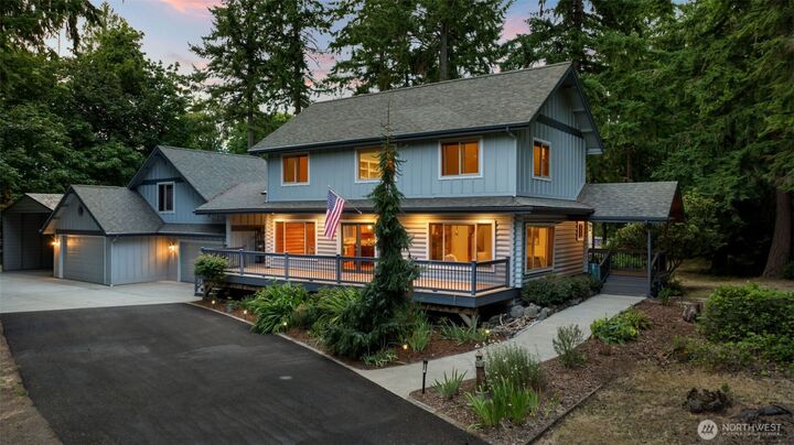 12916  Point Richmond Dr  NW  Gig Harbor WA 98332 photo
