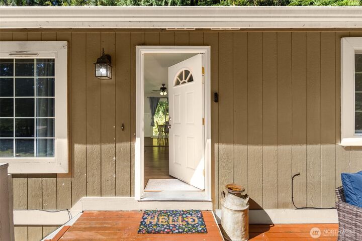 Property Photo:  16214  Dogwood Lane  WA 98223 