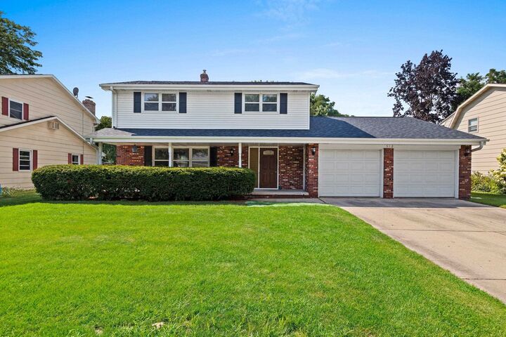 512 Pine Terrace  Green Bay WI 54303 photo